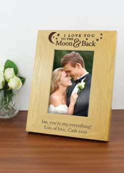 Personalised Memento Company Oak Finish Photo Frame (6x4)