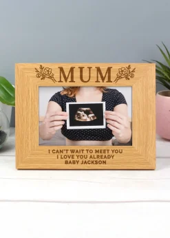 Personalised Memento Company Floral Mum 6x4 Brown Oak Finish Photo Frame