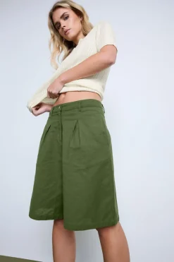 Pixiegirl Petite Khaki Green Linen Bermuda Shorts
