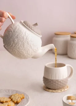 Price & Kensington Acorn 6 cup Teapot