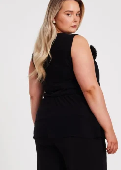 Quiz Black Curve Peplum Top