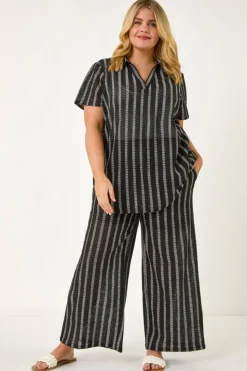 Roman Black Curve Stripe Collared Knit Top