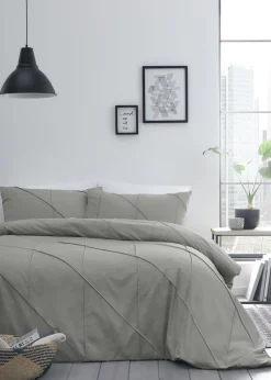 Serene Dart Grey Duvet Cover Set
