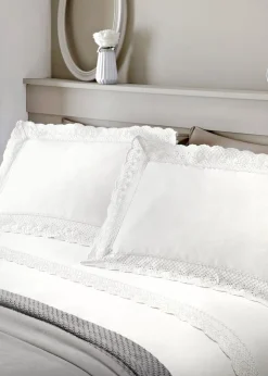 Serene Renaissance White Duvet Cover Set