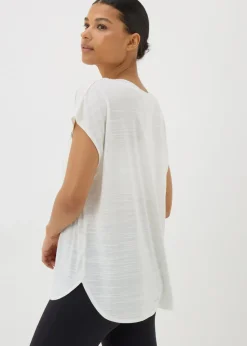 Souluxe Cream V-Neck T-Shirt