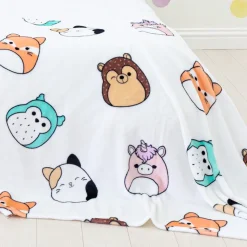 Squishmallows Chill Throw