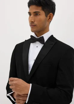 Taylor & Wright White Regular Fit Shirt & Bow Tie Set