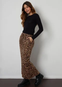Threadbare Brown Midori Leopard Print Cotton Jersey Midi Skirt with Pockets