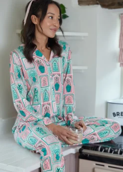 Threadbare Soft Green Printed Long Button Through Pyjama Set