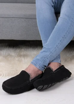 Totes Isotoner Black Real Suede With Closed Stitch Moccasin Slipper