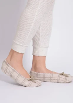 Totes Isotoner Natural Ladies Popcorn Ballet Slippers