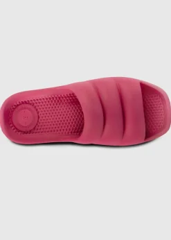 Totes Solbounce Pink Puffy Slider