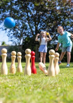 Toyrific White Wood Grasshopper Games Skittles