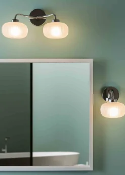 ValueLights Amaia Polished Silver Wall Light with Clear Globe Shade