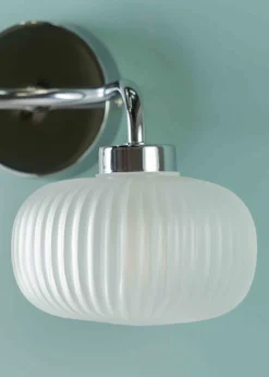 ValueLights Amaia Polished Silver Wall Light with Clear Globe Shade