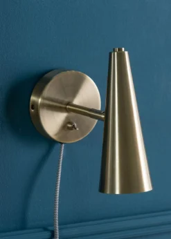 ValueLights Duke Antique Brass Cone Plug In Wall Light (21cm x 10cm x 17cm)