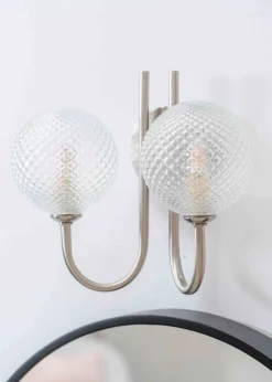 ValueLights Elle Brushed Silver Wall Light with Clear Globe Shade (20cm x 24cm x 13.5cm)