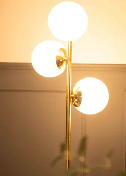 ValueLights Jas Gold Floor Lamp with White Globe Shade (159cm x 31cm x 31cm)