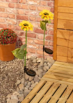 ValueLights Solar 2 Pack Sunflower Spike Lights With Integrated LED's (73cm x 14cm x 14cm)
