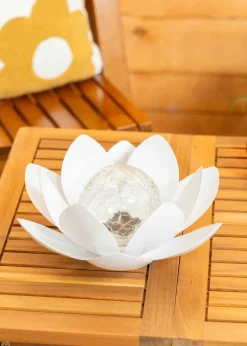 ValueLights Solar White Waterlily Lotus Flower Garden Light  With Integrated LED's (11cm x 26.5cm x 26.5cm)