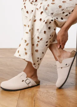 Where's That From Cream Suede Zara Slider Sandals