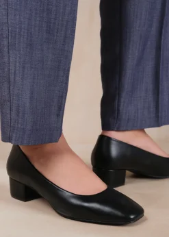 Where's That From Seattle Black Pu Square Toe Block Heels