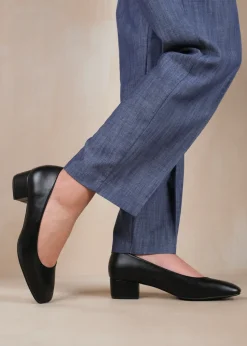 Where's That From Seattle Black Pu Square Toe Block Heels