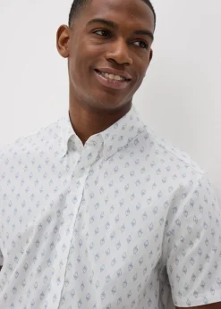 White Geometric Short Sleeve Shirt