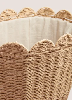 Woven Scallop Edge Woven Window Tray