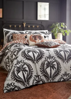 Wylder Tropics Laucala Bohemian Duvet Cover Set