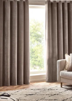 Yard Heavy Chenille Velvet Eyelet Curtains