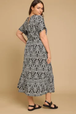 Yours Curve Black Paisley Print Midaxi Wrap Dress