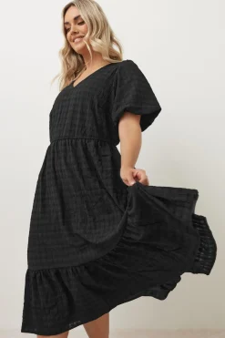 Yours Curve Black Textured Tiered Midi Dress