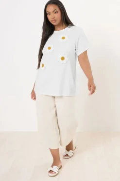Yours Curve White Applique Daisy T-Shirt